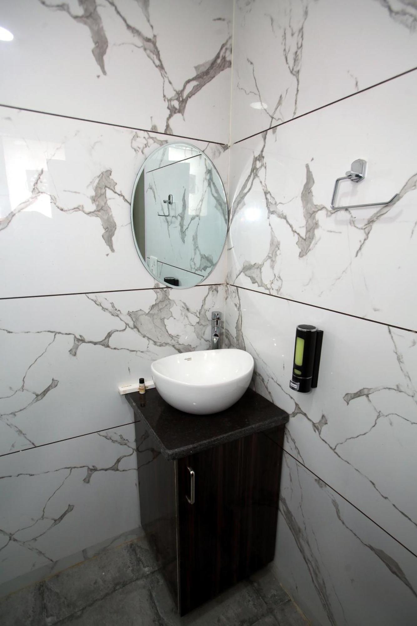 Affluence Hotel Kharar Dış mekan fotoğraf